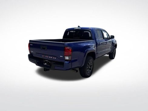 Used 2023 Toyota Tacoma SR5 w/ Technology Package AWD/4WD image 5