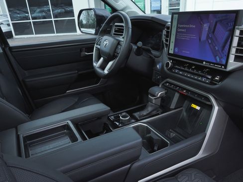 Used 2024 Toyota Tundra Limited image 46