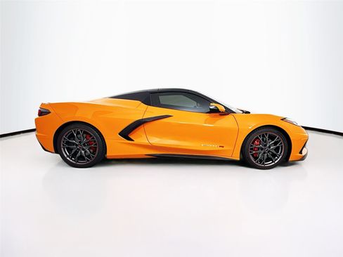Used 2024 Chevrolet Corvette Stingray Convertible image 10