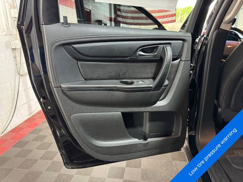 Used 2017 Chevrolet Traverse LT AWD/4WD image 9