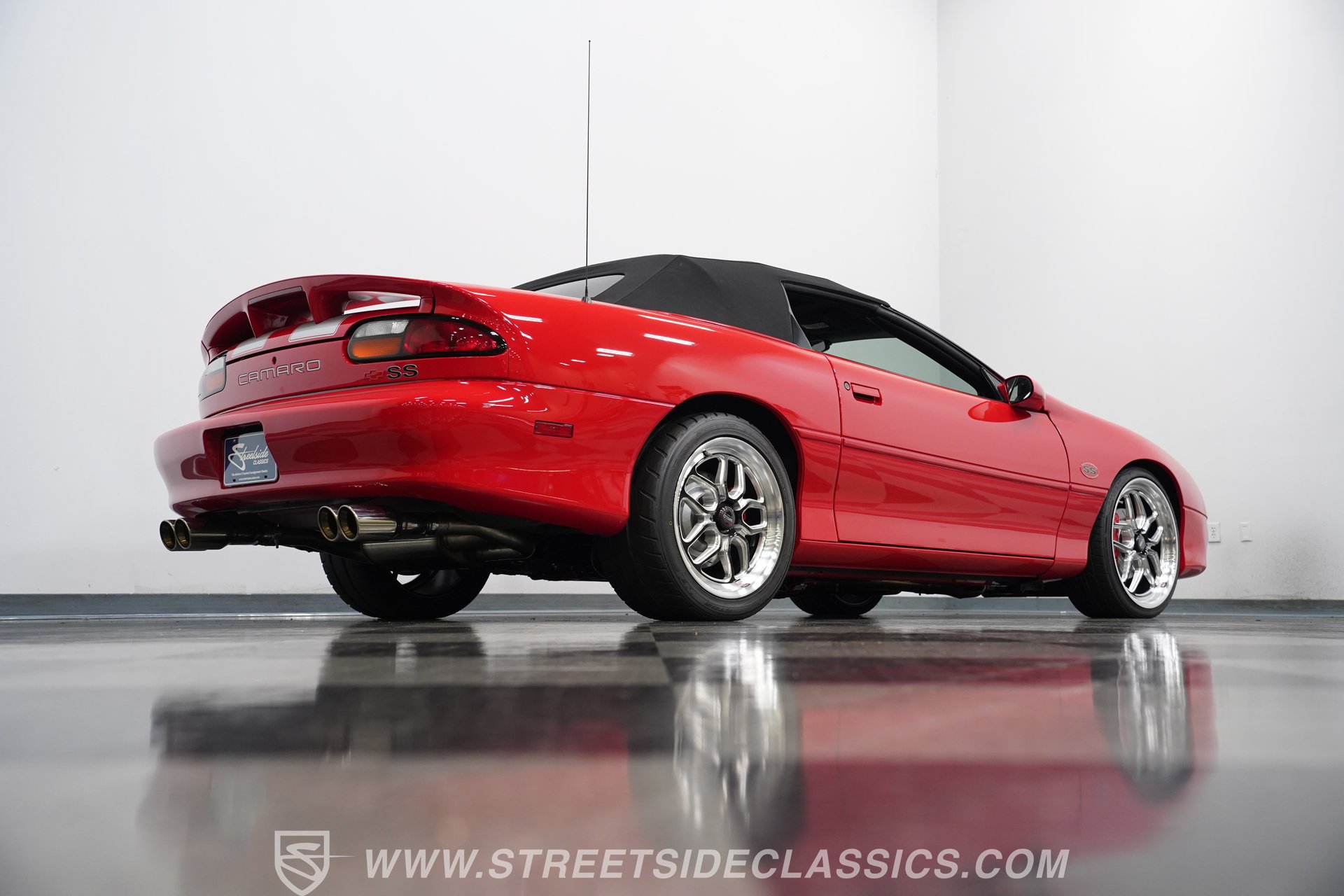 Used 2002 Chevrolet Camaro Z28 w/ SS Performance/Appearance Pkg RWD image 26