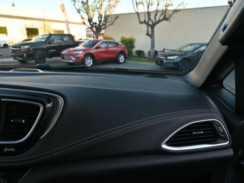 Used 2020 Chrysler Pacifica Limited w/ Quick Oder Package 2EV RED-S image 57