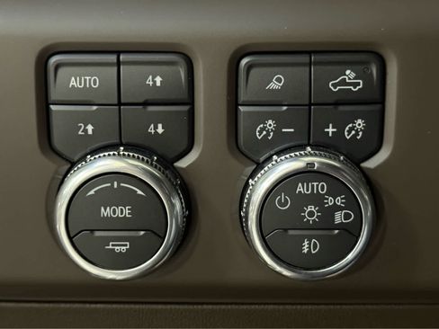 Used 2024 GMC Sierra 1500 Denali w/ Denali Reserve Package AWD/4WD image 27