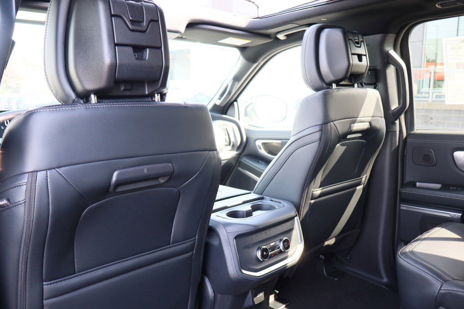 New 2027 Ford Expedition Max Platinum w/ Stealth Performance Package AWD/4WD image 13
