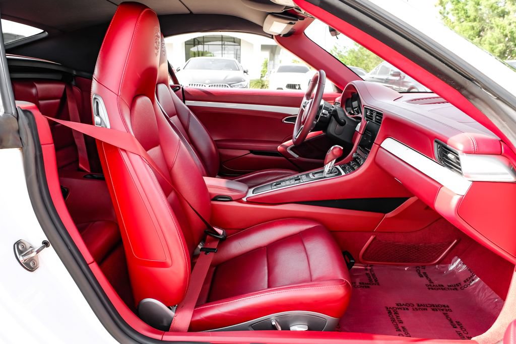 Used 2018 Porsche 911 Carrera image 30