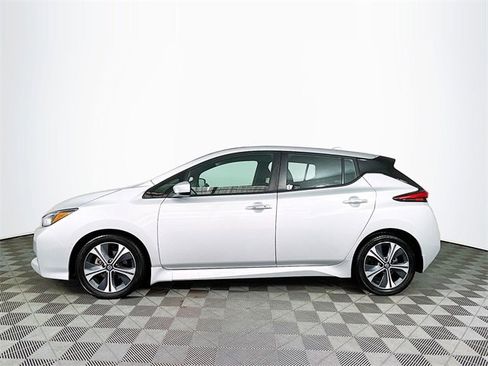 Used 2021 Nissan Leaf SV image 4