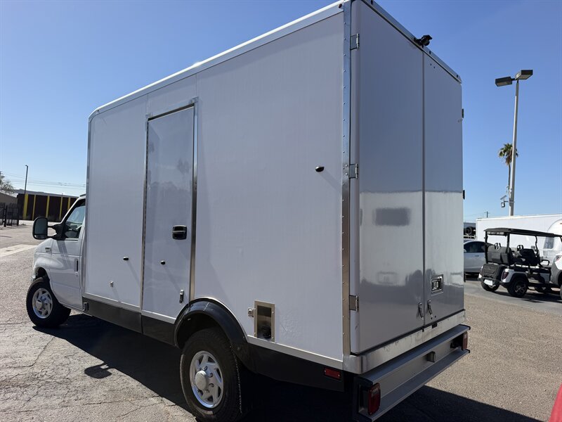 Used 2024 Ford E-350 and Econoline 350 Super Duty w/ Power Windows & Locks Group RWD image 5