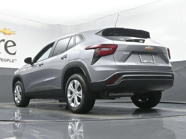 New 2026 Chevrolet Trax LS FWD image 5