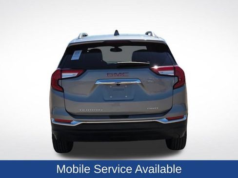 Used 2024 GMC Terrain SLT AWD/4WD image 5