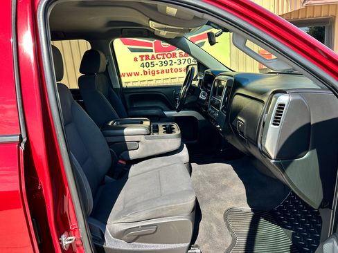 Used 2018 Chevrolet Silverado 1500 LT w/ Texas Edition image 14