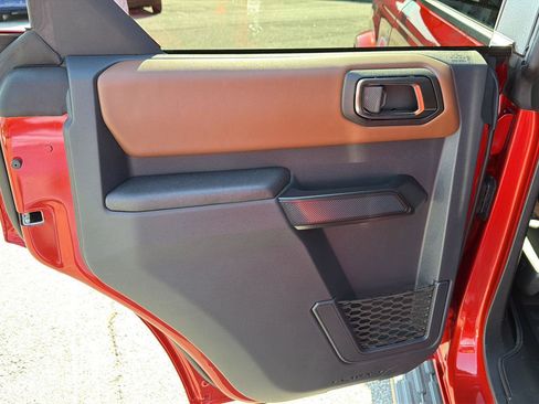 Certified 2024 Ford Bronco Outer Banks AWD/4WD image 17