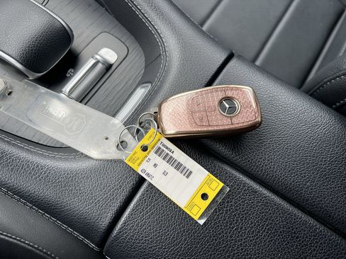 Used 2023 Mercedes-Benz GLS 450 4MATIC image 38