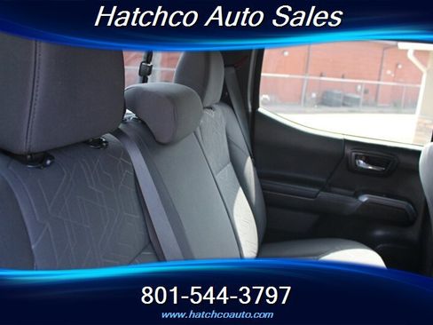 Used 2016 Toyota Tacoma TRD Off-Road w/ Towing Package AWD/4WD image 24