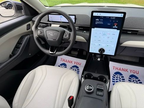 Certified 2023 Ford Mustang Mach-E Premium image 16