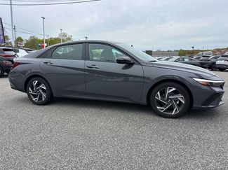 Certified 2025 Hyundai Elantra Sport FWD video 2