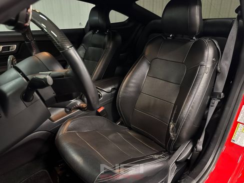 Used 2016 Ford Mustang Shelby GT350 w/ Track Package image 24