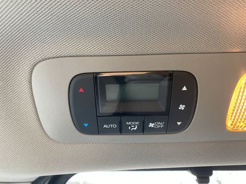 Used 2015 Honda Odyssey Touring image 24