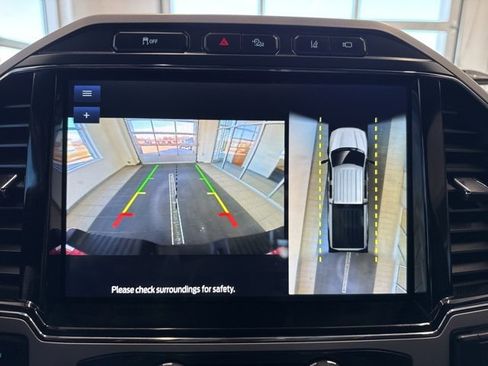 Used 2022 Ford F250 Lariat w/ Tremor Off-Road Package image 27