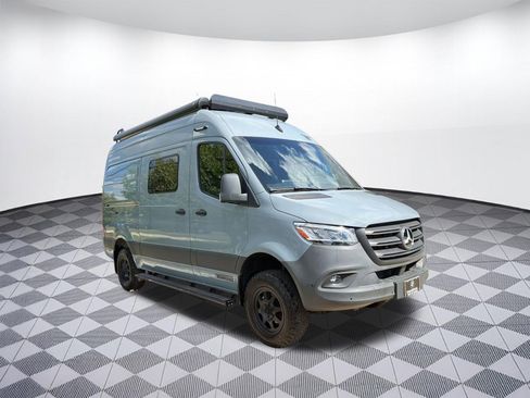 Used 2021 Mercedes-Benz Sprinter 2500 image 7