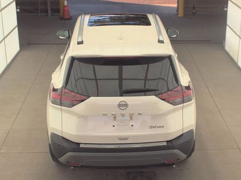 Used 2023 Nissan Rogue SV w/ SV Premium B Package image 9