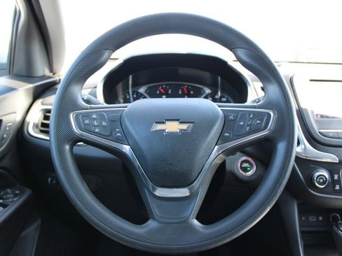 Used 2021 Chevrolet Equinox LT image 32