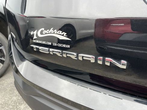 Used 2023 GMC Terrain SLE w/ Driver Convenience Package image 7