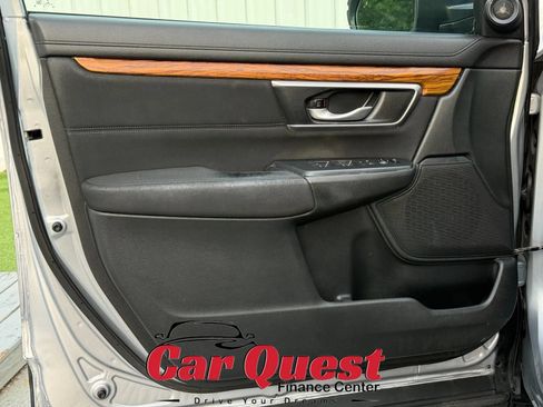 Used 2018 Honda CR-V EX image 11