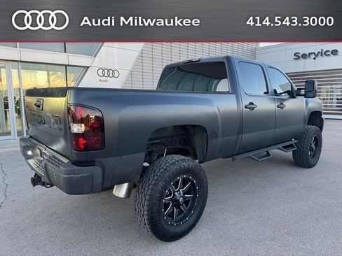 Used 2013 Chevrolet Silverado 2500 LTZ w/ LTZ Plus Package image 11