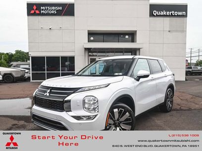New 2025 Mitsubishi Outlander SE