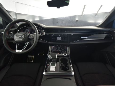 New 2025 Audi RS Q8 performance image 14