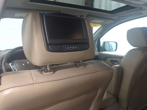 Used 2015 Nissan Armada Platinum w/ 2nd Row Captain Seat Package AWD/4WD image 12