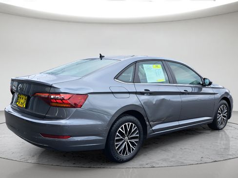 Used 2019 Volkswagen Jetta SE FWD image 5
