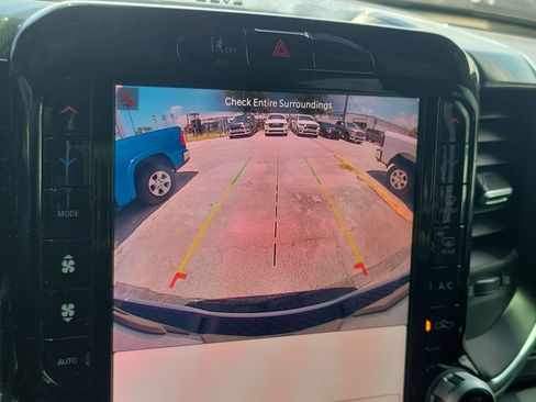 Used 2025 RAM 1500 Big Horn AWD/4WD image 22