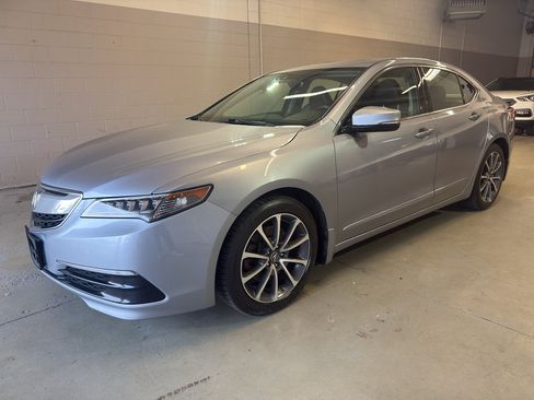 Used 2015 Acura TLX V6 SH-AWD w/ Technology Pkg image 3