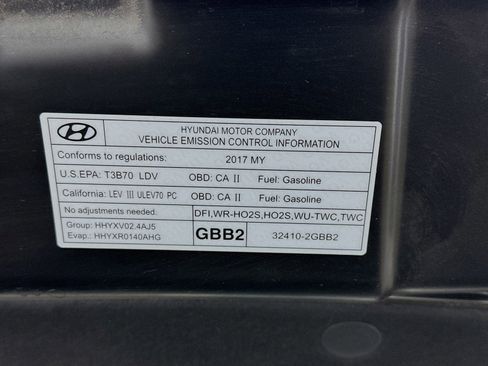 Used 2017 Hyundai Sonata SE FWD image 17