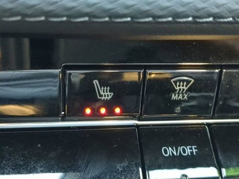 Used 2025 Chevrolet Equinox LT image 21