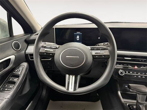 New 2025 Hyundai Sonata SE image 12