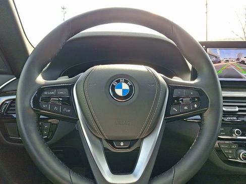 Used 2023 BMW 530i xDrive w/ Convenience Package image 22