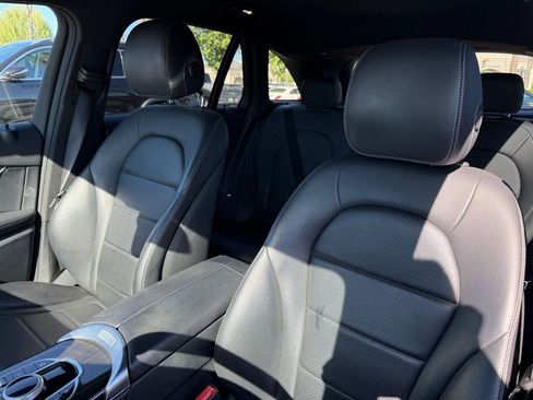 Used 2018 Mercedes-Benz GLC 300 image 3