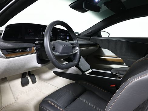 Used 2022 Lucid Air Grand Touring AWD/4WD image 4