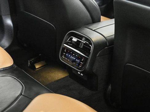 New 2026 Mercedes-Benz E 53 AMG e 4MATIC Sedan image 18