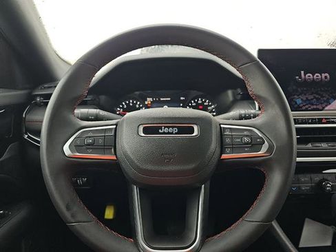 Used 2024 Jeep Compass Trailhawk AWD/4WD image 6