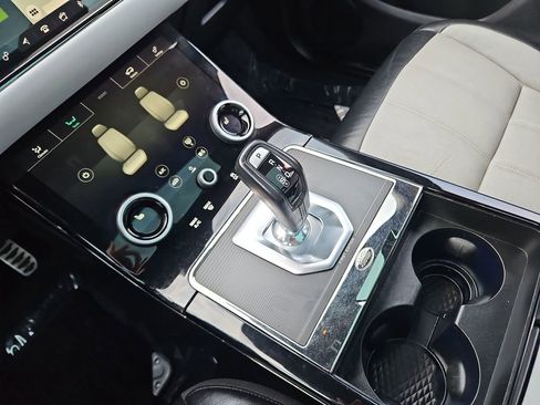 Used 2020 Land Rover Range Rover Evoque First Edition image 20