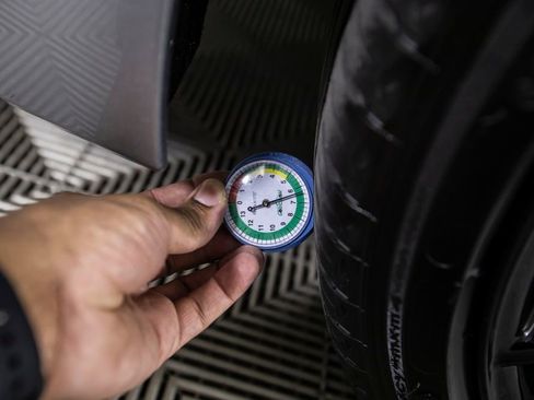 Used 2021 Toyota Camry XSE w/ Carpet Mat Package (TMS) image 41