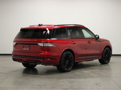 Used 2025 Lincoln Aviator Reserve w/ Luxury Package image 8