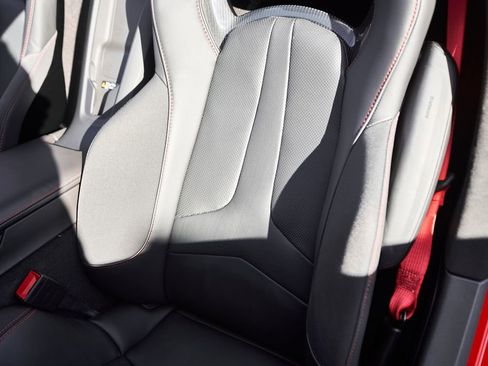 Used 2023 Chevrolet Corvette Z06 w/ Stealth Interior Trim Package RWD image 45