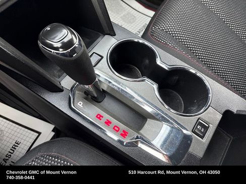 Used 2016 GMC Terrain SLE image 28