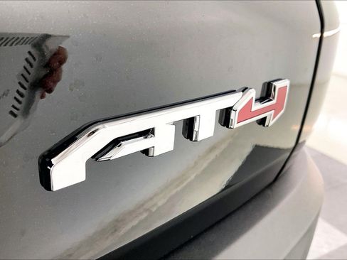 New 2026 GMC Acadia AT4 w/ LPO, Floor Liner Package AWD/4WD image 17