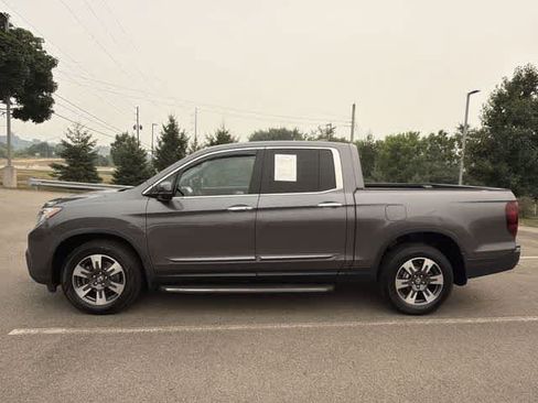 Used 2019 Honda Ridgeline RTL-E image 2