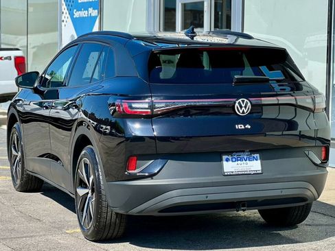 Used 2023 Volkswagen ID.4 Pro S AWD/4WD image 3